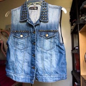 Studded vest / Elephant blouse